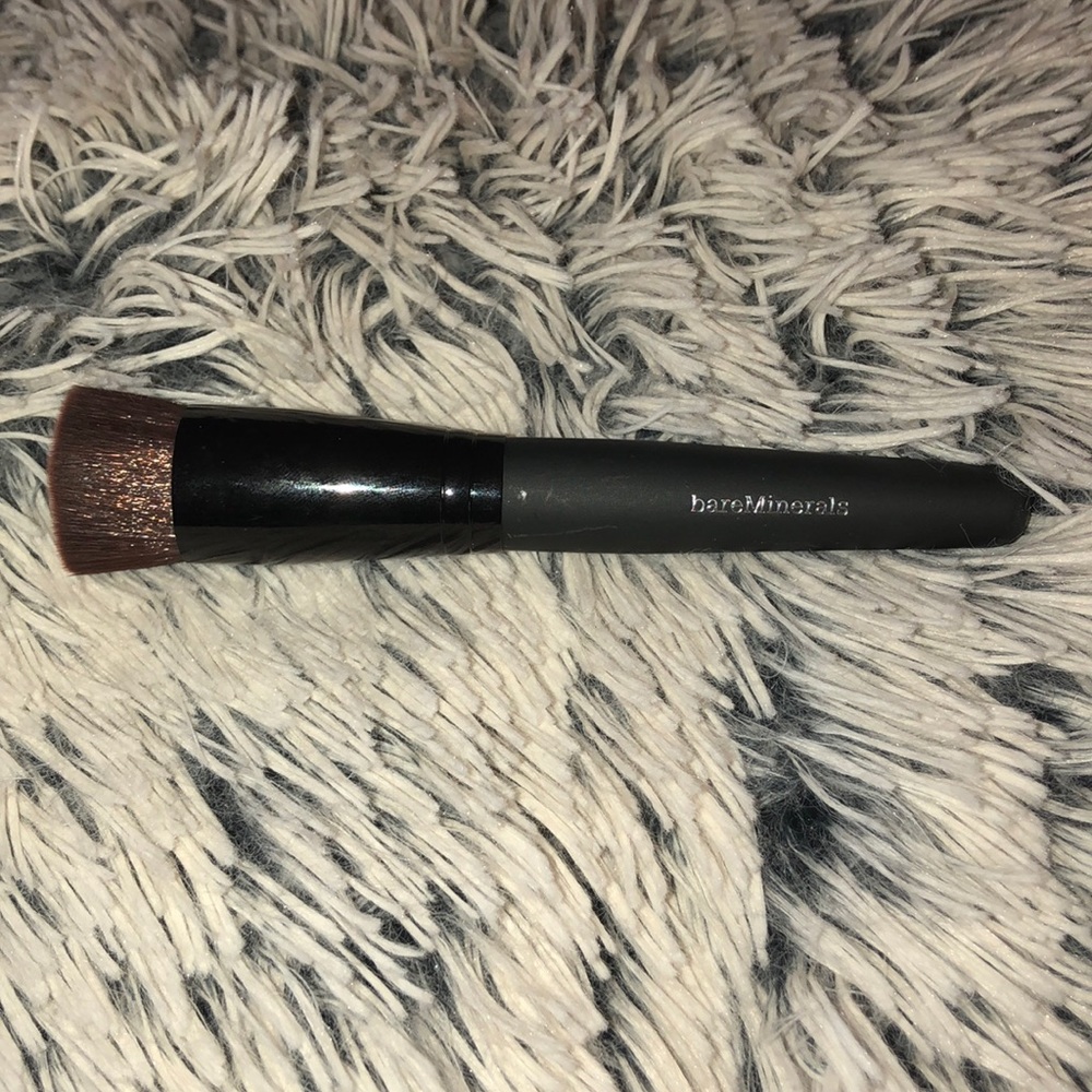 Bareminerals face brush